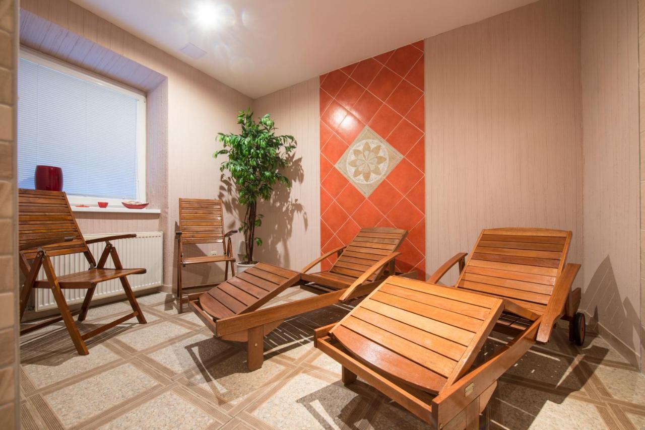 Svatojansky Kastiel Hotell Liptovský Ján Exteriör bild