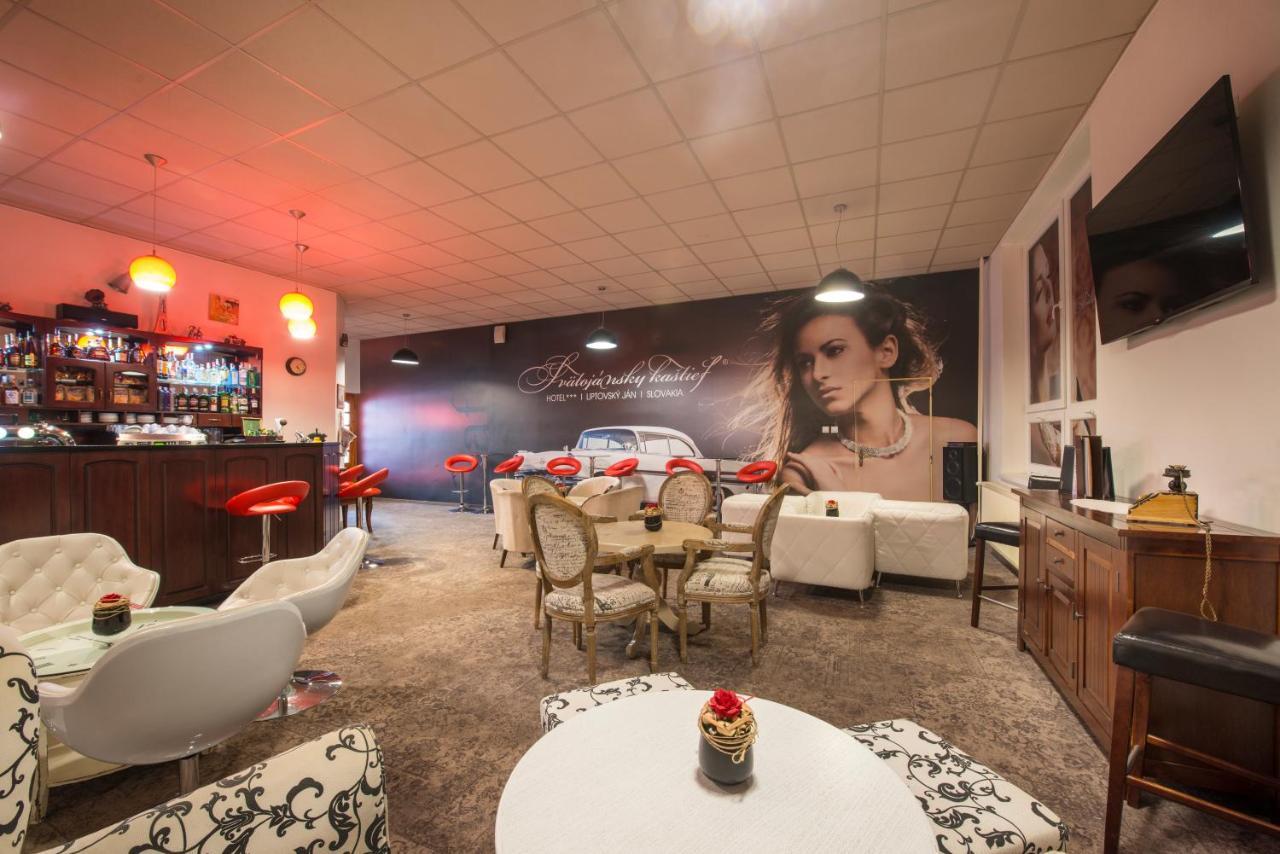 Svatojansky Kastiel Hotell Liptovský Ján Exteriör bild